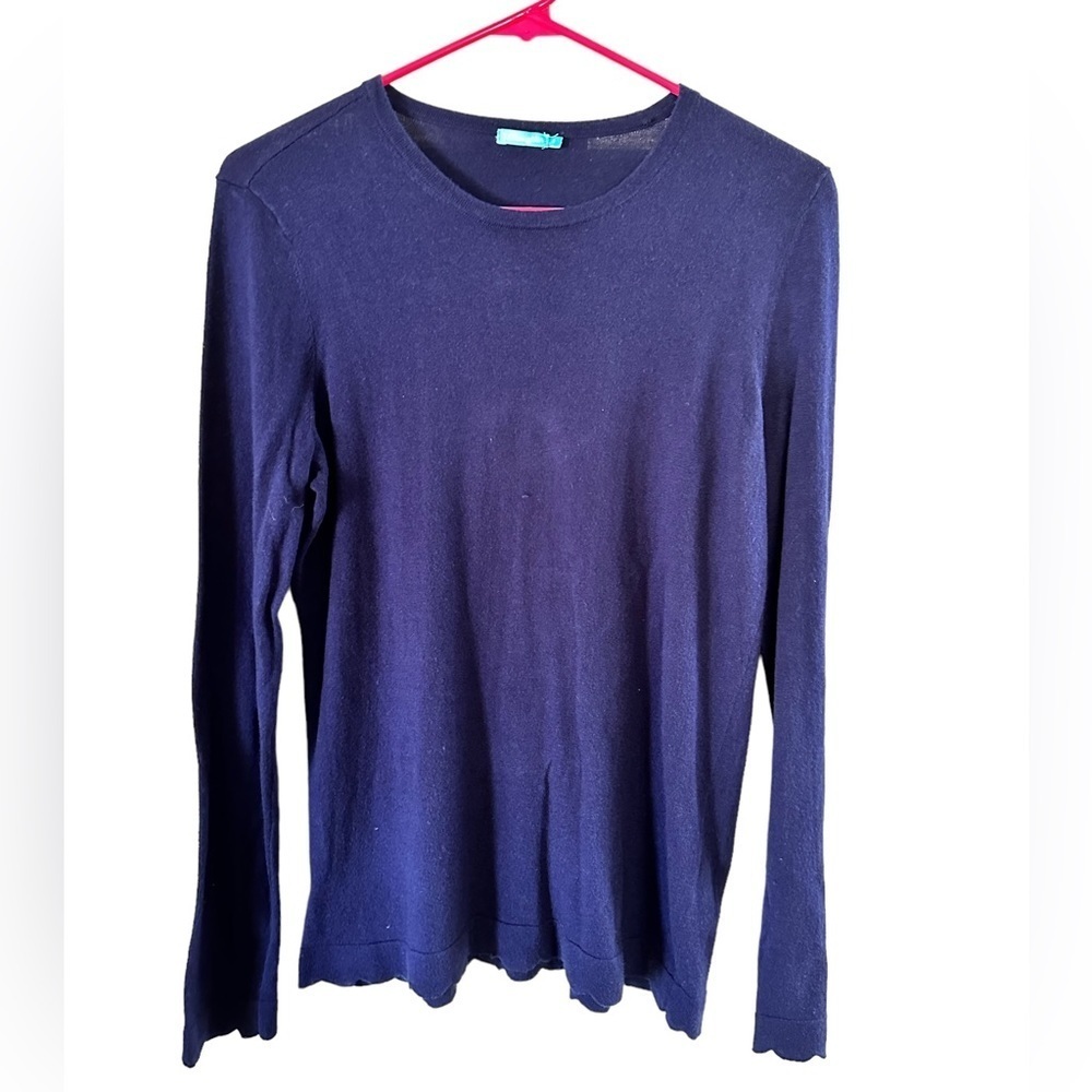 Lightweight J.McLaughlin Scalloped Edge Long Sleeve Blouse